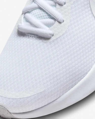 Кросівки бігові жіночі Nike W NIKE REVOLUTION 7 білі FB2208-100