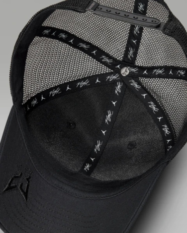 Кепка Nike UJ TRUCKER CAP S CB чорна FV5303-010