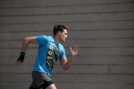 Фиксатор запястья Reebok WRIST SUPPORT черно-серый XL RRSU-13726