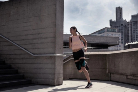 Рукава компрессионные для бедер Reebok KNITTED COMPRESSION THIGH SLEEVE 2 шт. черно-бирюзовые M RRSL-15534