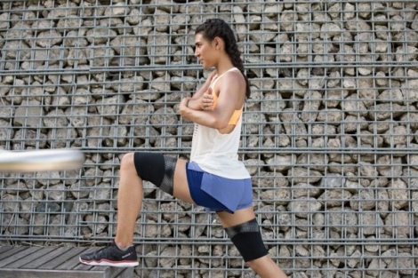 Рукава компрессионные для бедер Reebok COMPRESSION THIGH SLEEVE 2 шт. черно-серые L RRSL-13525