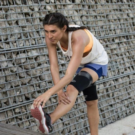 Рукави компресійні для стегон Reebok COMPRESSION THIGH SLEEVE 2 шт. чорно-сірі S RRSL-13523