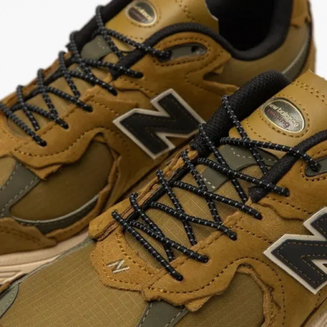 Кросівки New Balance 2002R PROTECTION PACK світло-коричневі M2002RDP