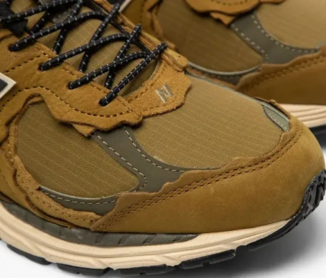 Кросівки New Balance 2002R PROTECTION PACK світло-коричневі M2002RDP