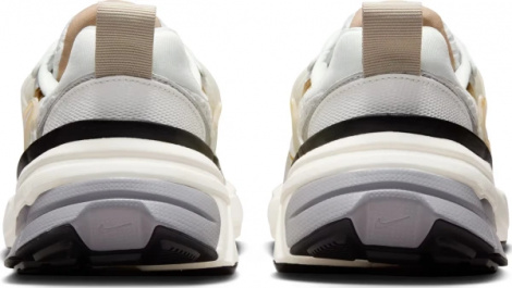 Кроссовки женские Nike V2K RUN бело-серебряно-золотые HJ7245-100
