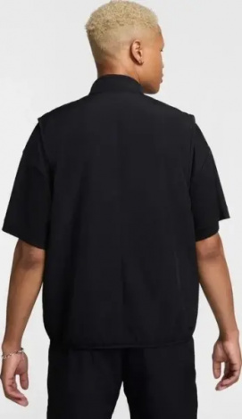 Жилетка Nike TECH WOVEN GILET чорна FZ0748-010