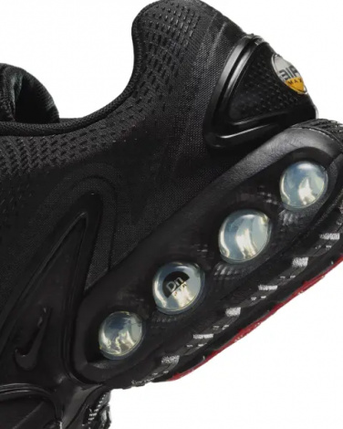 Кросівки жіночі Nike AIR MAX DN чорні FJ3145-003