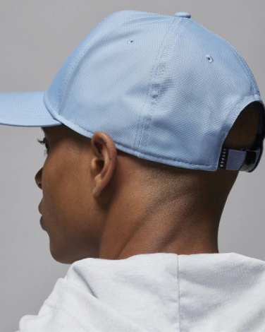 Кепка Nike JORDAN J RISE CAP S CB MTL JM голубая FD5186-436