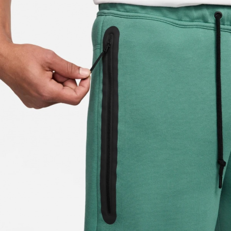 Шорти Nike M NK TCH FLC SHORT зелені FB8171-361