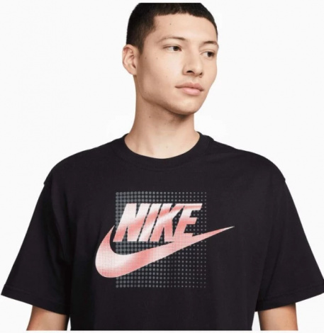 Футболка Nike M NSW TEE M90 12MO FUTURA чорна DZ2997-010