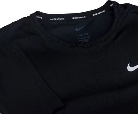 Футболка Nike M NK DF UV MILER SS чорна DV9315-010
