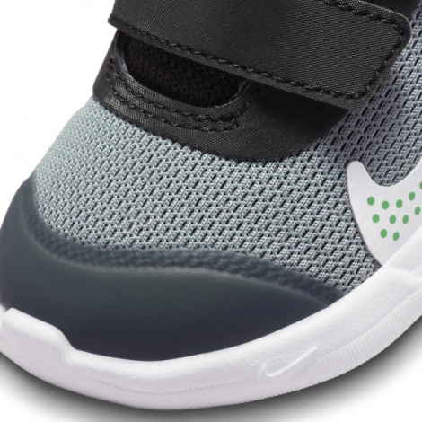 Кросівки дитячі Nike OMNI MULTI-COURT (TD) сіро-чорні DM9028-006