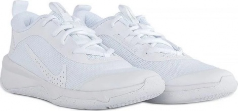 Кросівки дитячі Nike OMNI MULTI-COURT (GS) білі DM9027-100