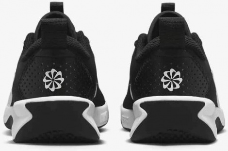 Кросівки дитячі Nike OMNI MULTI-COURT (GS) чорно-білі DM9027-002