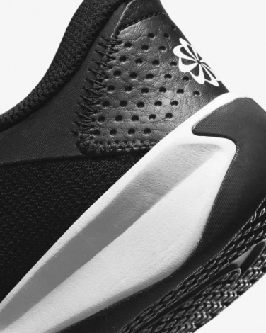 Кросівки дитячі Nike OMNI MULTI-COURT (GS) чорно-білі DM9027-002
