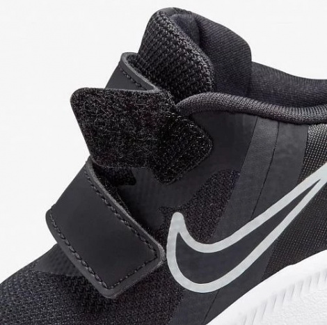 Кросівки дитячі Nike Star Runner 3 чорні DA2778-003