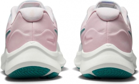 Кросівки дитячі Nike STAR RUNNER 3 (GS) білі DA2776-102