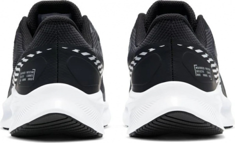 Кросівки Nike QUEST 3 SHIELD чорні CQ8894-001
