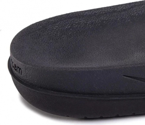 Шлепанцы женские Nike WMNS OFFCOURT SLIDE черные BQ4632-002