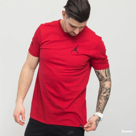 Футболка Nike JORDAN JUMPMAN AIR EMBRD TEE красная AH5296-687
