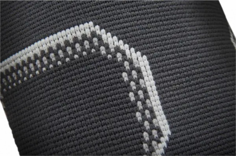 Фіксатор коліна Adidas KNEE SUPPORT чорно-сірий S ADSU-12521BK-NL