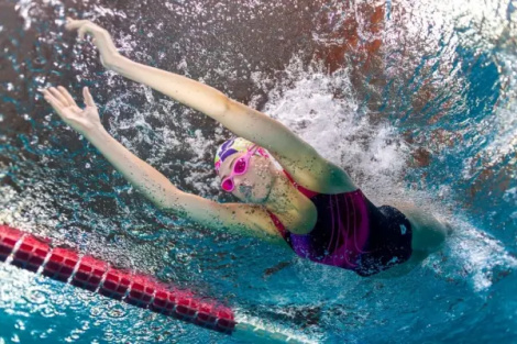 Окуляри для плавання жіночі Arena 365 GOGGLES рожеві 005290-107