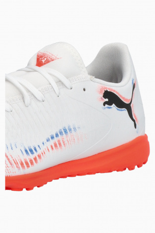Сороконожки Puma Future 8 Play TT - белый