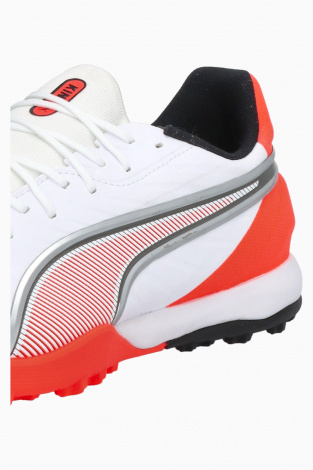 Сороконожки Puma King Match TT - белый