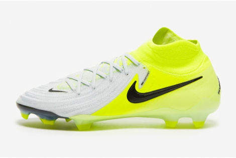 Детские футбольные бутсы Nike Phantom Luna II Elite FG Junior FJ2572-003