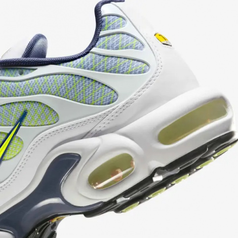 Кросівки Nike AIR MAX PLUS біло-синьо-салатові HV6227-001