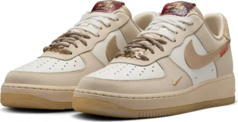 Кроссовки женские Nike AIR FORCE 1 '07 LX YEAR OF THE SNAKE бежево-молочные HV5990-172