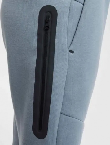 Спортивные штаны подростковые Nike SPORTSWEAR TECH FLEECE дымчато-серые HV5869-065