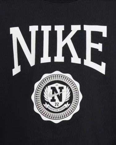 Футболка підліткова Nike SPORTSWEAR чорна HM6303-010
