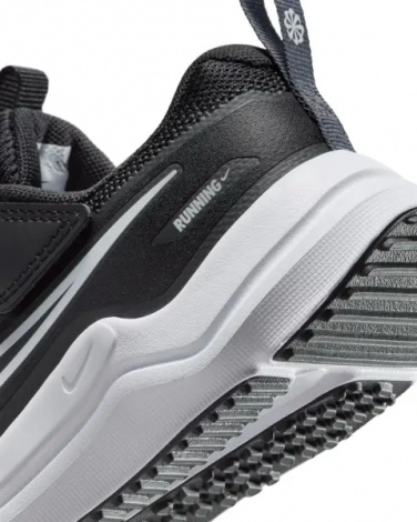 Кросівки дитячі Nike COSMIC RUNNER (PSV) чорно-білі HM4400-003