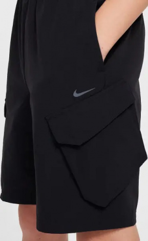 Шорти підліткові Nike SPORTSWEAR CITY UTILITY чорні FZ4903-010