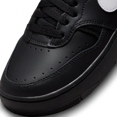Кросівки жіночі Nike GAMMA FORCE чорно-білі FQ6476-010