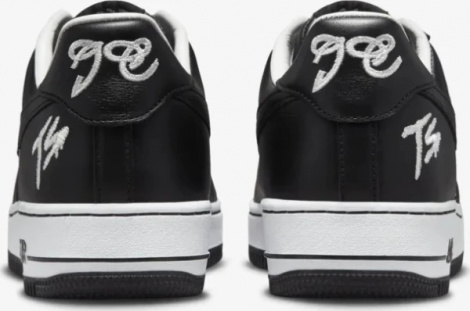 Кроссовки Nike AIR FORCE 1 LOW QS TS черно-белые FJ5756-100