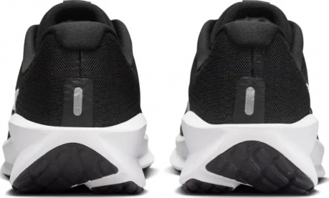 Кроссовки беговые женские Nike DOWNSHIFTER 13 черно-белые FD6476-001
