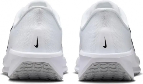 Кросівки бігові жіночі Nike QUEST 6 біло-чорні FD6034-100