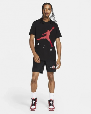 Футболка Nike J JUMPMAN AIR HBR SS CREW черная CV3425-010