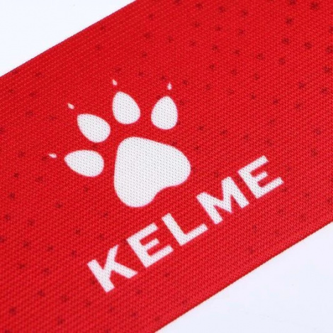 Капитанская повязка Kelme красная 8101XB5001.9600
