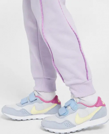 Спортивний костюм дитячий Nike ESSENTIALS світло-фіолетовий 36M606-P6I