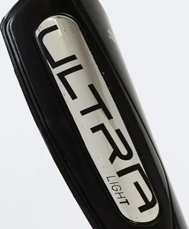 Щитки футбольные Puma ULTRA LIGHT SLEEVE черно-серебряные 030989-03