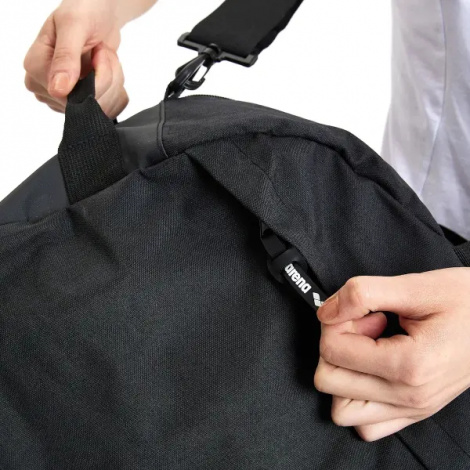 Сумка спортивная Arena TEAM DUFFLE 40L черная 002482-500