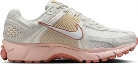 Кроссовки женские Nike ZOOM VOMERO 5 бело-бежево-коралловые FJ2028-002