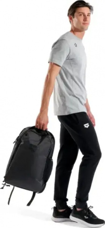 Рюкзак Arena ALL SET URBAN BACKPACK 30L чорний 010233-100