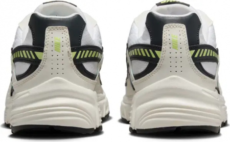 Кроссовки Nike INITIATOR кремово-черно-фиолетовые IB8913-100