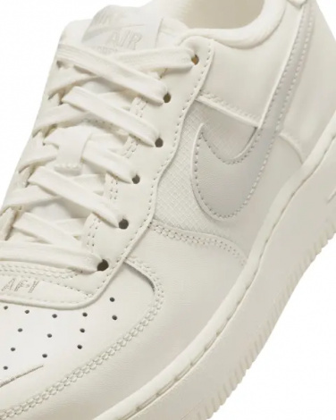 Кросівки підліткові Nike AIR FORCE 1 (GS) бежеві IB7688-100