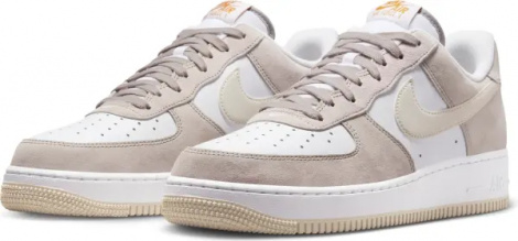 Кросівки Nike AIR FORCE 1 '07 бежево-білі IB3080-001