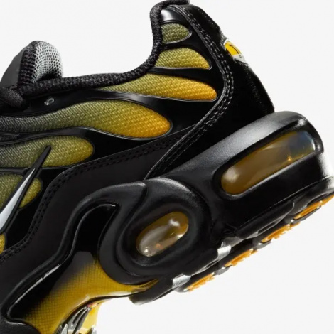 Кроссовки подростковые Nike AIR MAX PLUS (GS) желто-черные IB2870-001